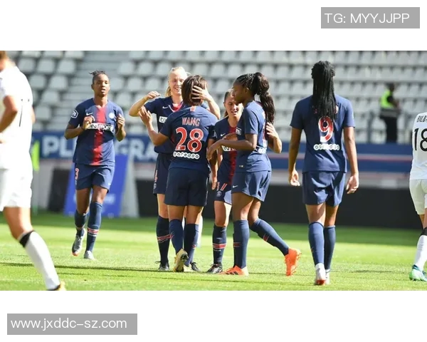 足球球星回国效力背后的动因与影响分析